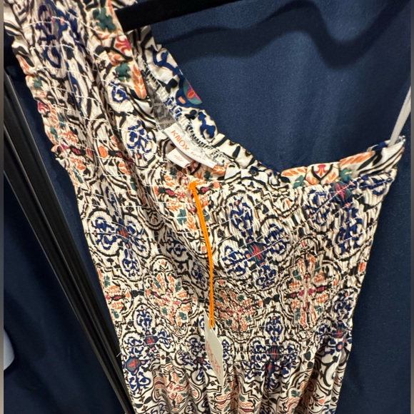 Geometric Patterned One Shoulder Maxi Dress - Picture 5 of 6